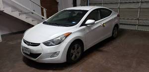 lot 9 image: 2013 Hyundai Elantra GLS, 120,344 Miles, TITLE IN HAND  Very Nice Inside, New Battery, Runs & Drives Great