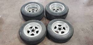 lot 84 image: Set of 4 Weld Racing Prostar Aluminum 15 Wheels with Tires (Rear Wheels are Wider than the Front Wheels)