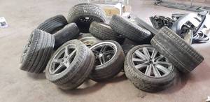 lot 92 image: Lot of 12 Wheels with Tires