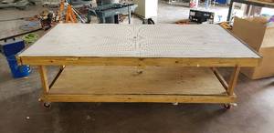 lot 109 image: Wood Rolling Work Station with Rhino Mat Top - 96 x 48