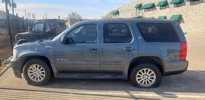 lot 86 image: 2009 Chevrolet Tahoe Hybrid, Leather Interior (Hood is Included but not Installed)- No Battery, Sold w Bill of Sale