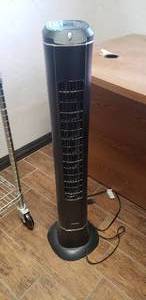 lot 240 image: Holmes 38 Tower Fan