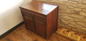 lot 268 image: Solid Wood Cabinet - 31L x 21W x 30H