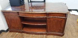 lot 288 image: Executive Desk - 74L x 36W x 31H