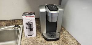 lot 290 image: Kurig and KitchenAid Coffee Grinder