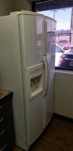 lot 291 image: Whirlpool Gold Conquest Refrigerator - Model GS6SHAXLQ02