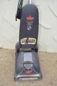 lot 21 image: Bissell Power Lifter Floor Finishing Machine Model 1622  (NEVER USED - NO BOX)
