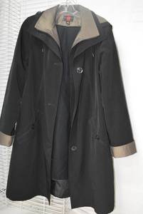 lot 274 image: Womens Clothes  Black Jacket by Gallery Size M with Removable Lining