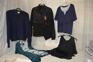 lot 208 image: Womens Clothes Ripleys Believe it or Not Jacket, Small and Medium Tops