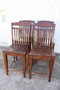 lot 7 image: Set of 4 Dining Chairs (Matches Lot 1)