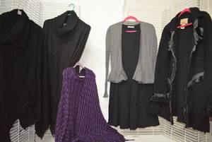 lot 302 image: Womens Clothes Jackets and Cardigans size L
