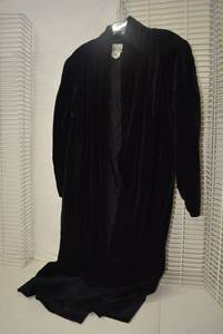 lot 303 image: Womens Clothes Collections Black Long Velvet Coat size S