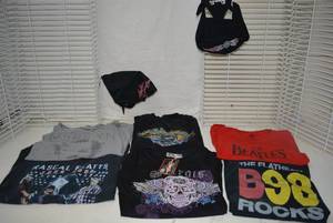 lot 349 image: Womens Clothes Fandom T-shirts - Marilyn, the Beatles, Rascal Flatts, Sturgis T-shirts, and Biker Hats