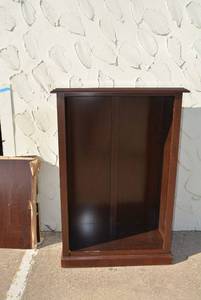 lot 107 image: Wooden Bookshelf, No Doors, need Shelf Pegs