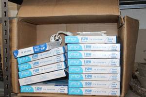 lot 27 image: T6 Circline 150W Fluorescent Circular Bulbs