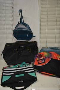 lot 137 image: Laptop Bags, Small Suitcase and Rolling Voyager Bag