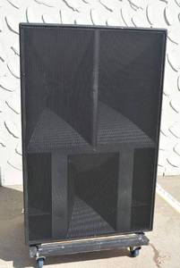 lot 111 image: EAW (Eastern Acustic Works) MQV2364e LARGE SPEAKER  (DOLLY NOT INCLUDED - VERY HEAVY)