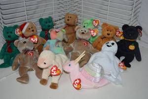 lot 117 image: Ty Beanie Babies Collection