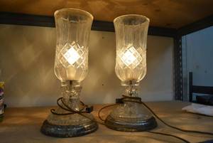 lot 88 image: Pair of Cut Glass Vintage Table Lamps