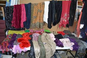 lot 368 image: Generous Amount of Scarfs including Vera Bradley with Tag