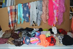 lot 370 image: Generous Amount of Scarfs