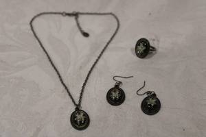 lot 442 image: Fashion domed beetle silver tone 18 L necklace, dangle earring and ring demi parure set. Ring size 7