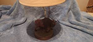 lot 25 image: Buffalo themed lamp with shade
