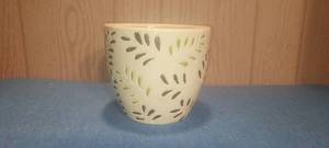 lot 67 image: Vintage ceramic flower pot