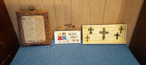lot 89 image: 3 wall hangings