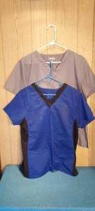 lot 86 image: Pair of scrub tops size M