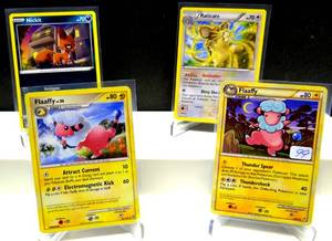 lot 99 image: POKEMON COLLECTIBLE CARDS AS SHOWN
