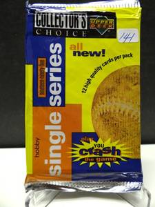 lot 141 image: Sealed Upper Deck Collectors Choice 1995 Single Series FACTORY PACK Baseball Cards - DEREK JETER RC CHASE