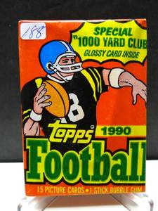 lot 188 image: Topps 1990 Football Wax Pack 15 cardspack Rookie Aikman SEALED $$