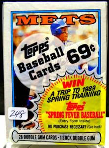lot 248 image: 1988 Topps Baseball Cello Pack w 28 Cards - DARYL STRAWBERRY ON TOP - MCGUIRE RC