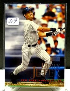 lot 319 image: 2000 Skybox Premium Derek Jeter #180 NY Yankees HOF Cooperstown