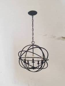 lot 152 image: Sarolta Sands Collection 5 light bronze chandelier