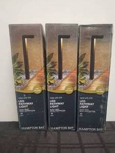 lot 126 image: Hampton Bay - LED pathway lights - qty 3