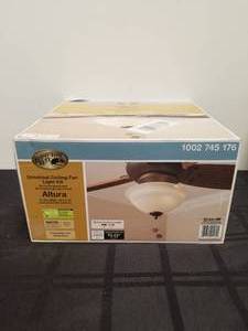 lot 146 image: Universal ceiling fan light kit