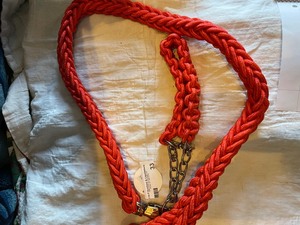 lot 33 image: Dog leash 4 feet and collar HEAVY  Red NEW