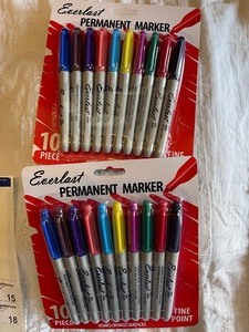 lot 44 image: Ever last Permanent markers assorted colorsset qty.2