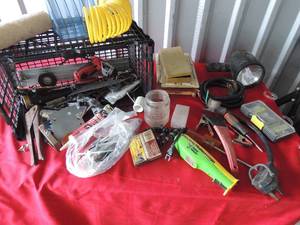 lot 224 image: Tools, nuts, bolts etc.