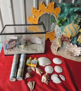lot 234 image: Aquarium, decor and accessories