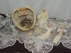 lot 507 image: Angel dcor