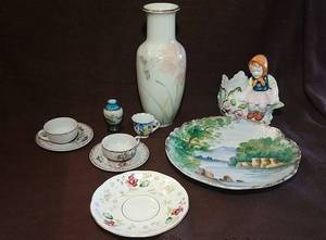lot 510 image: Porcelain items made in Japan