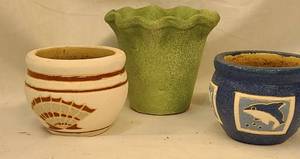 lot 519 image: 3 Flower Pots