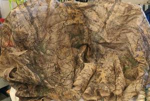 lot 520 image: Camo Burlap Netting