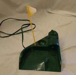 lot 535 image: JEF model JR100 Oscar Jr. Electronic Putting Partner