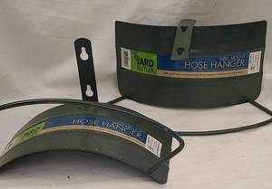 lot 538 image: 2 Yard Butler Metal Hose Hangers