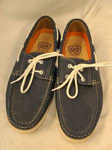 lot 560 image: 1 pair Phat Classic Loafers