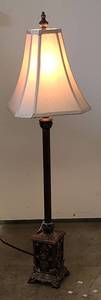 lot 575 image: Tall Table Lamp